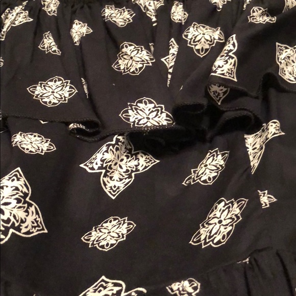 Elan Black and white print dress. - Picture 8 of 8